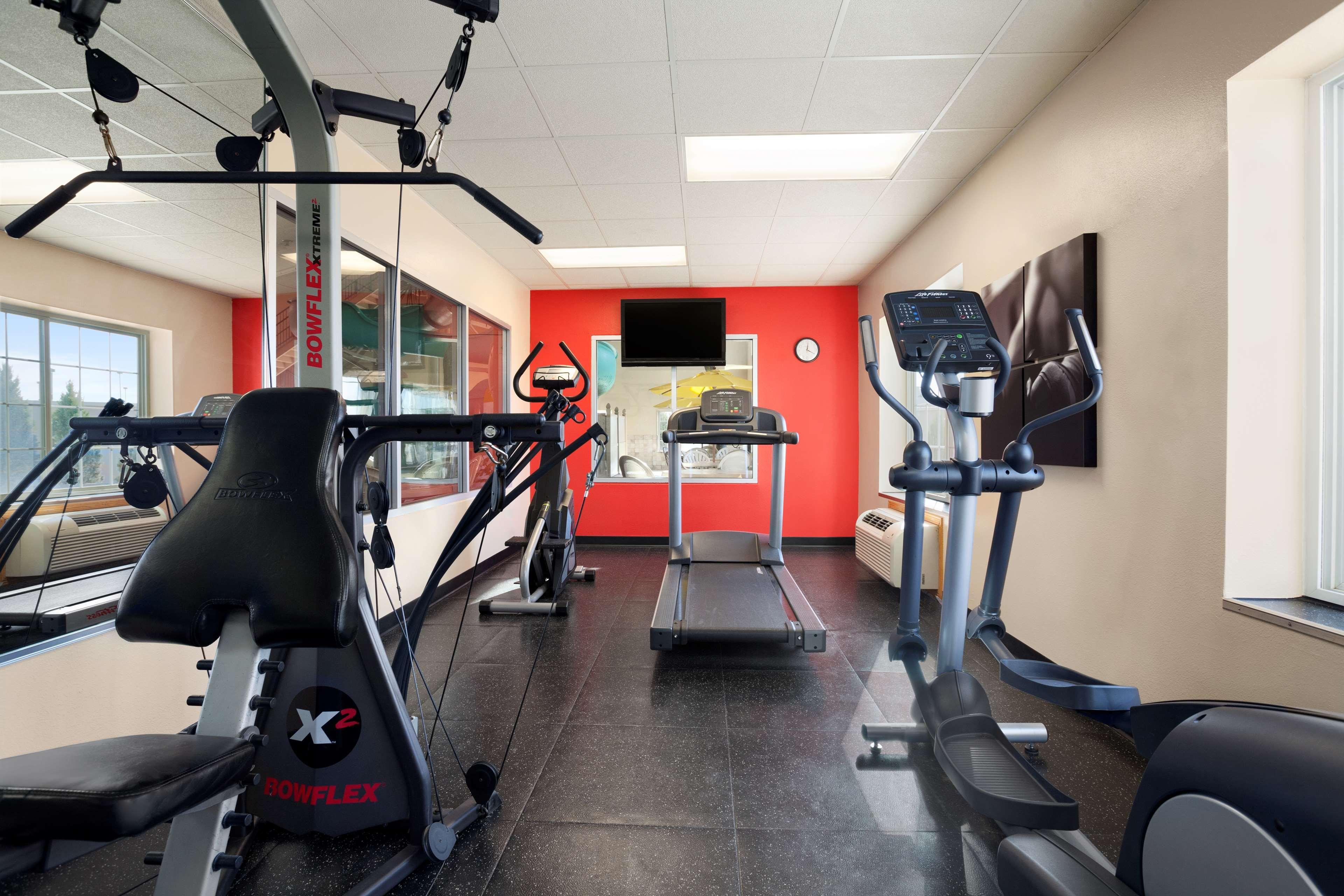 Country Inn & Suites By Radisson Bismarck Waterpark Exteriér fotografie