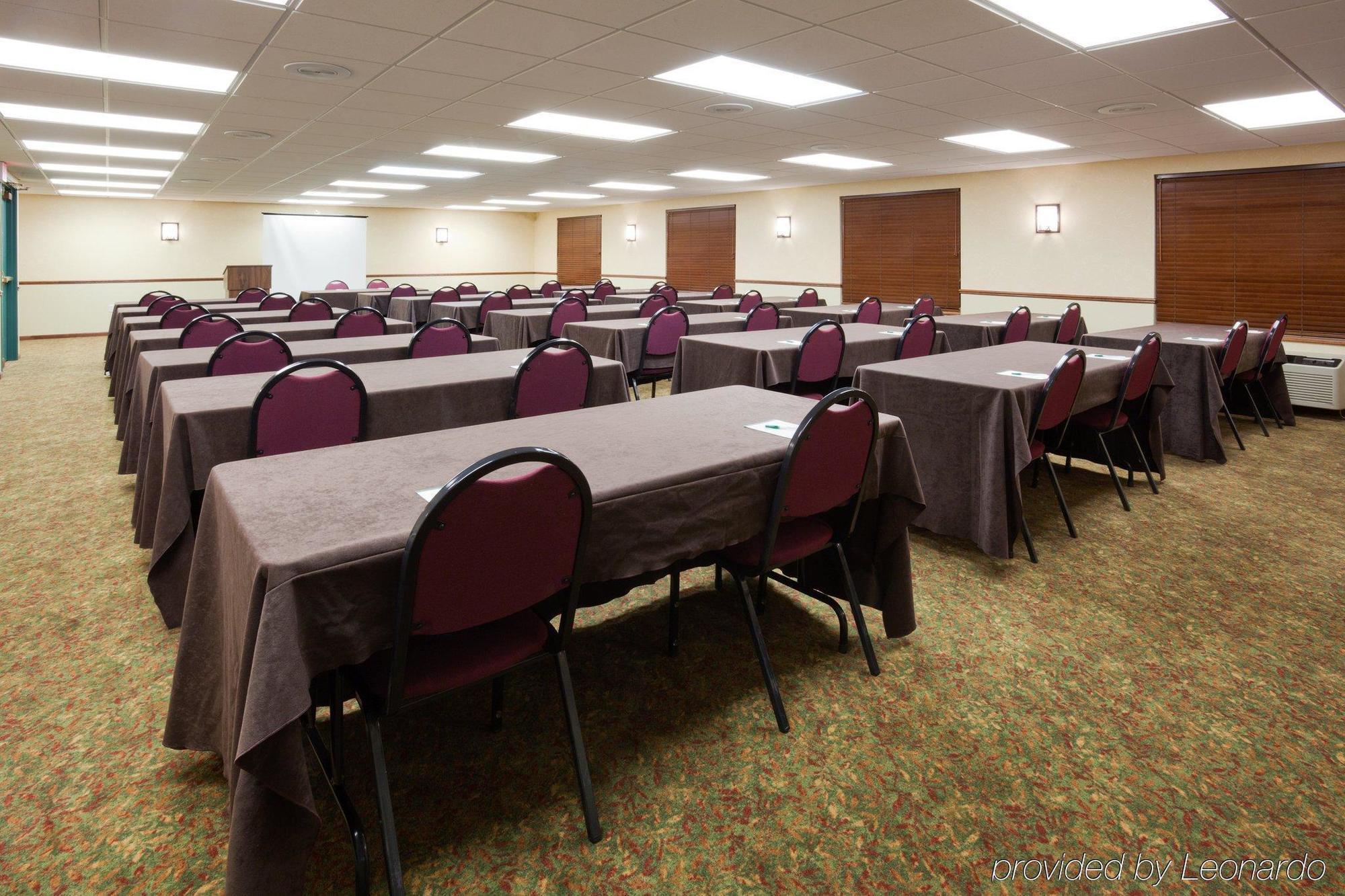 Country Inn & Suites By Radisson Bismarck Waterpark Obchodní fotografie